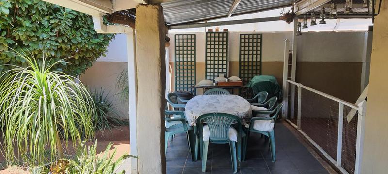 3 Bedroom Property for Sale in Mountain View Gauteng