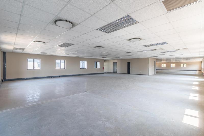 To Let commercial Property for Rent in Strubensvallei Gauteng