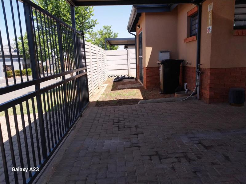 3 Bedroom Property for Sale in Albertsdal Gauteng