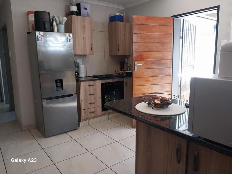 3 Bedroom Property for Sale in Albertsdal Gauteng