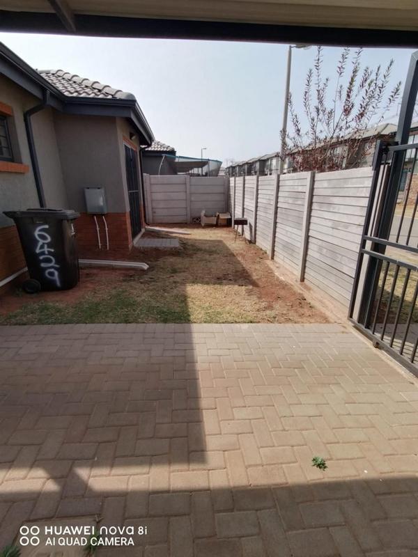 3 Bedroom Property for Sale in Albertsdal Gauteng