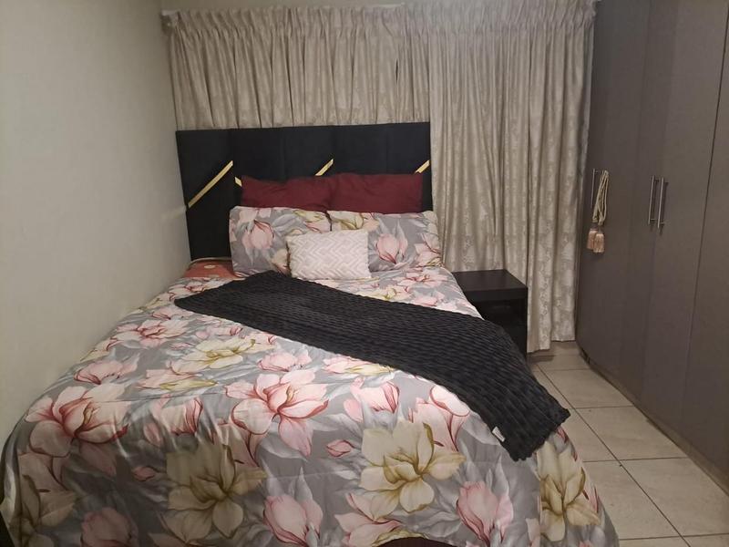 3 Bedroom Property for Sale in Albertsdal Gauteng