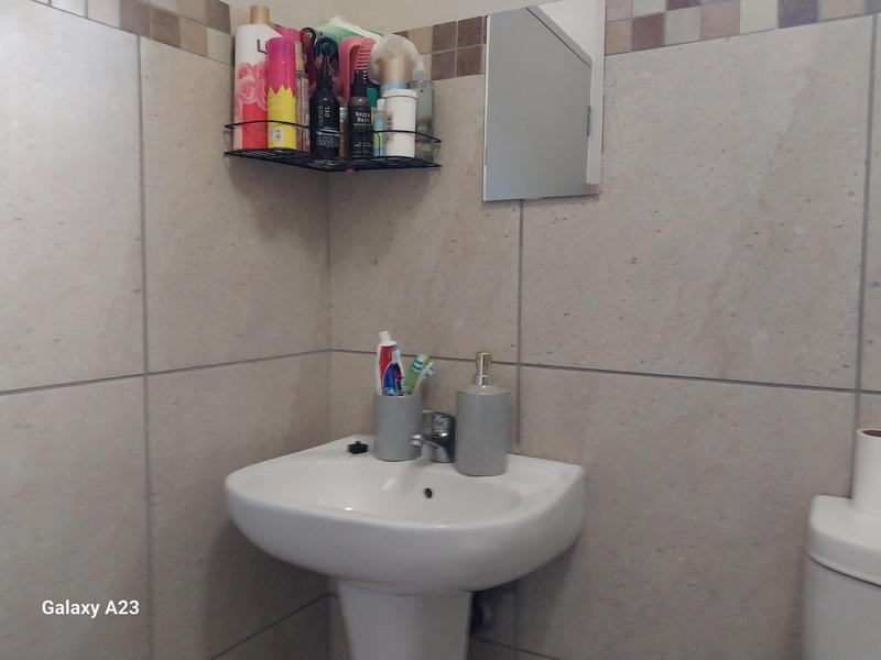 3 Bedroom Property for Sale in Albertsdal Gauteng