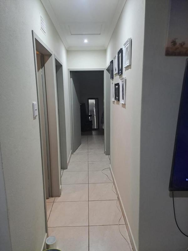 3 Bedroom Property for Sale in Albertsdal Gauteng