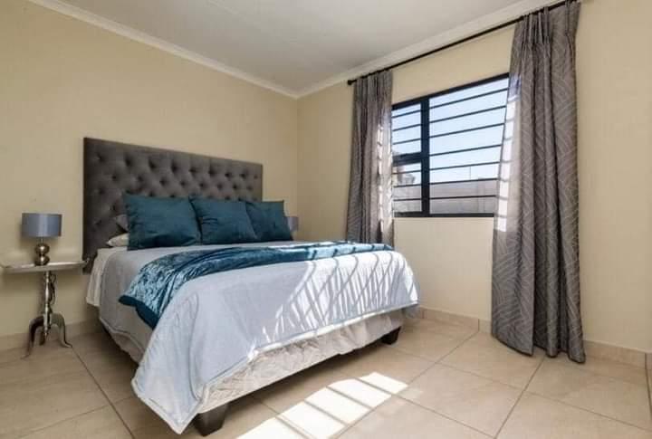 3 Bedroom Property for Sale in Sharon Park Gauteng