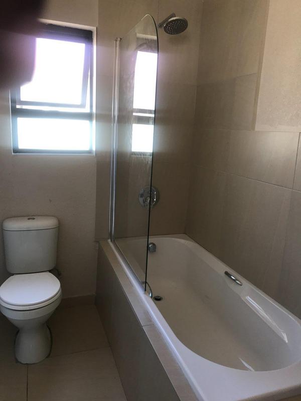 2 Bedroom Property for Sale in Sharon Park Gauteng