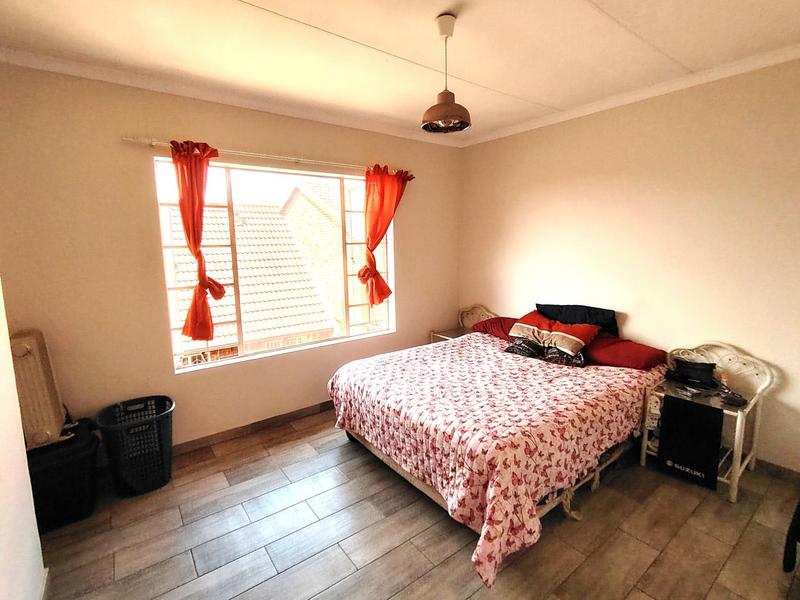 To Let 2 Bedroom Property for Rent in Zwartkop Ext 7 Gauteng