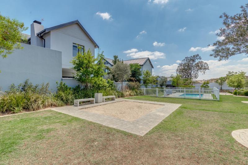 3 Bedroom Property for Sale in Broadacres Gauteng