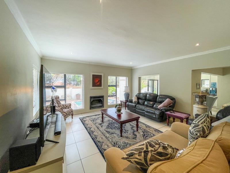 5 Bedroom Property for Sale in Midstream Estate Gauteng