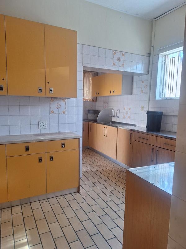 5 Bedroom Property for Sale in Observatory Gauteng