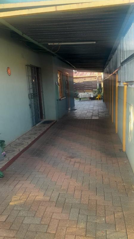 3 Bedroom Property for Sale in Lenasia Ext 6 Gauteng