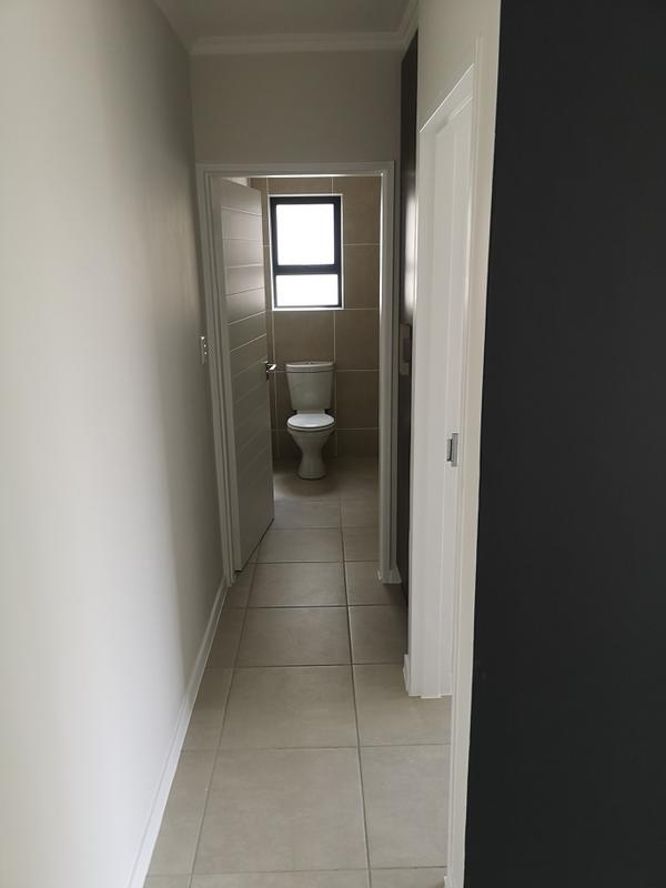 1 Bedroom Property for Sale in Olivedale Gauteng