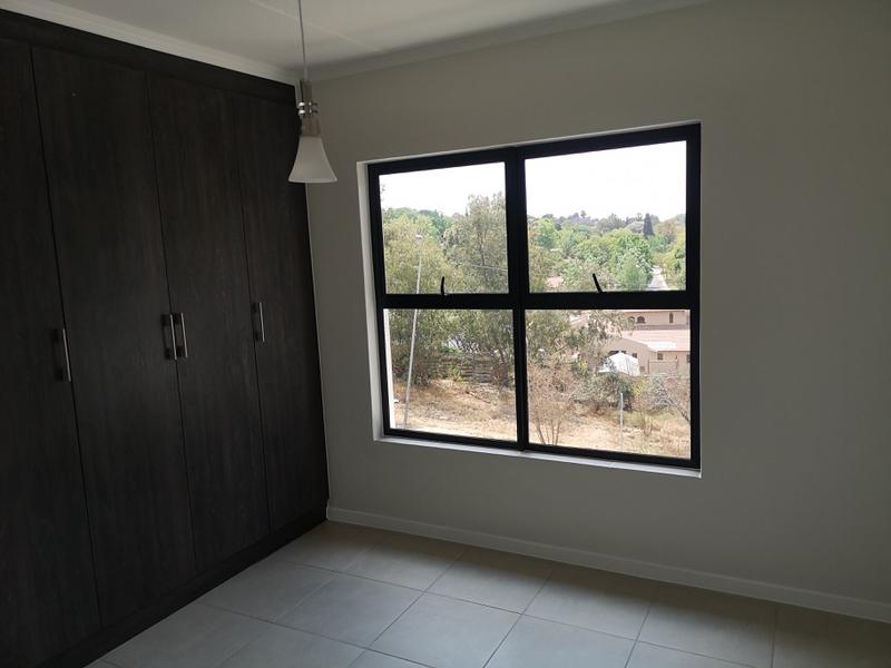 1 Bedroom Property for Sale in Olivedale Gauteng