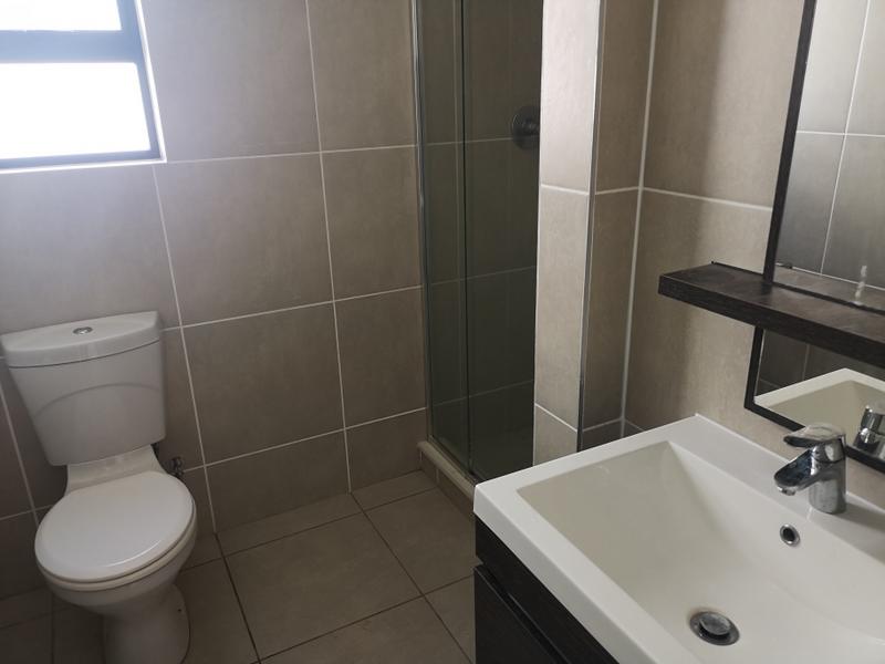 To Let 1 Bedroom Property for Rent in Olivedale Gauteng