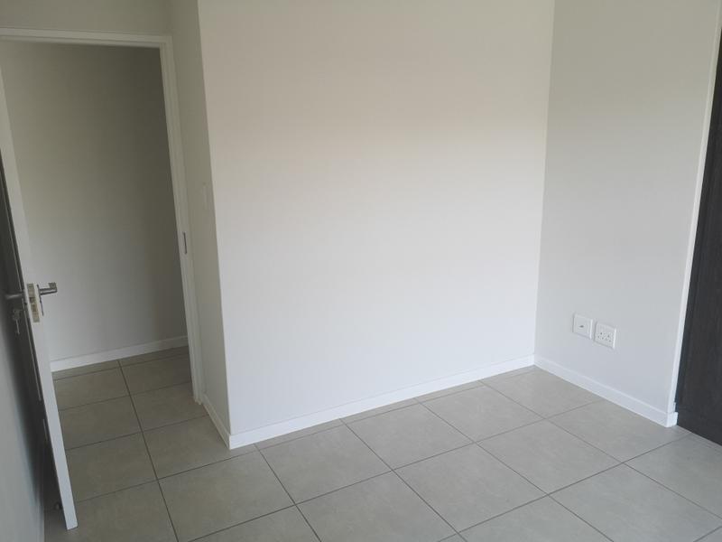 To Let 1 Bedroom Property for Rent in Olivedale Gauteng