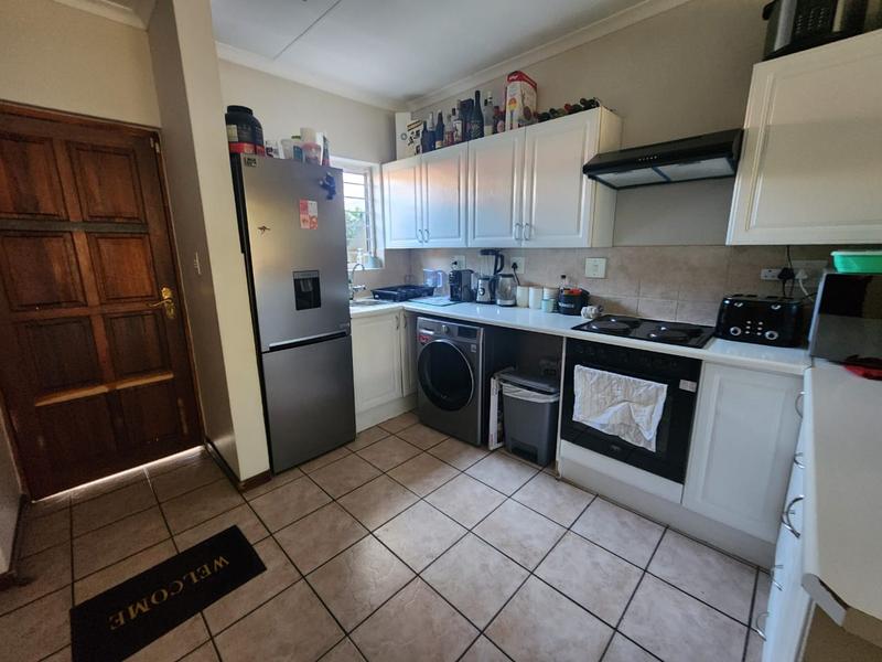 2 Bedroom Property for Sale in Sunninghill Gauteng