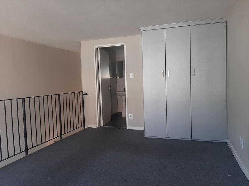 To Let 1 Bedroom Property for Rent in Auckland Park Gauteng