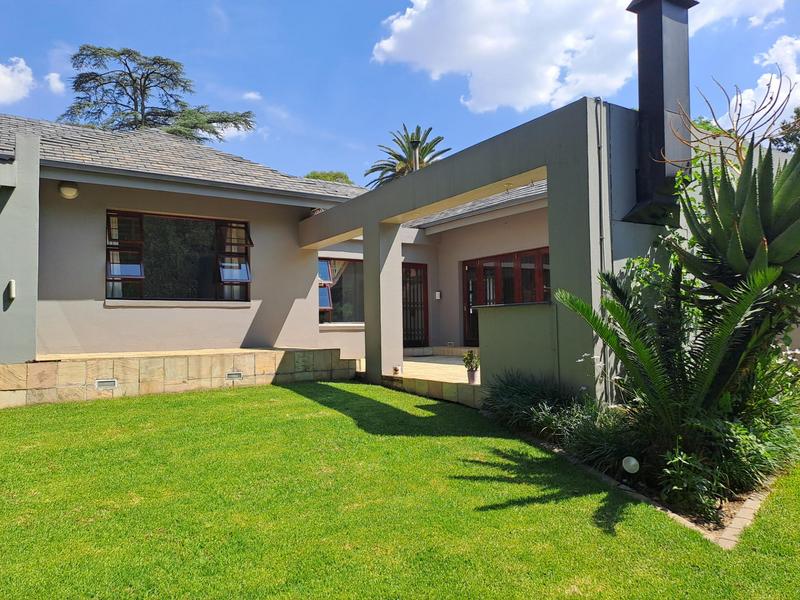 To Let 4 Bedroom Property for Rent in Emmarentia Gauteng