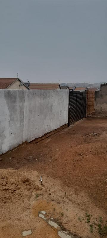 To Let 3 Bedroom Property for Rent in Lekaneng Gauteng