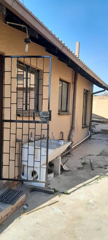 To Let 3 Bedroom Property for Rent in Lekaneng Gauteng