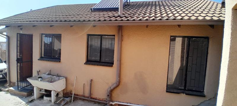 To Let 3 Bedroom Property for Rent in Lekaneng Gauteng