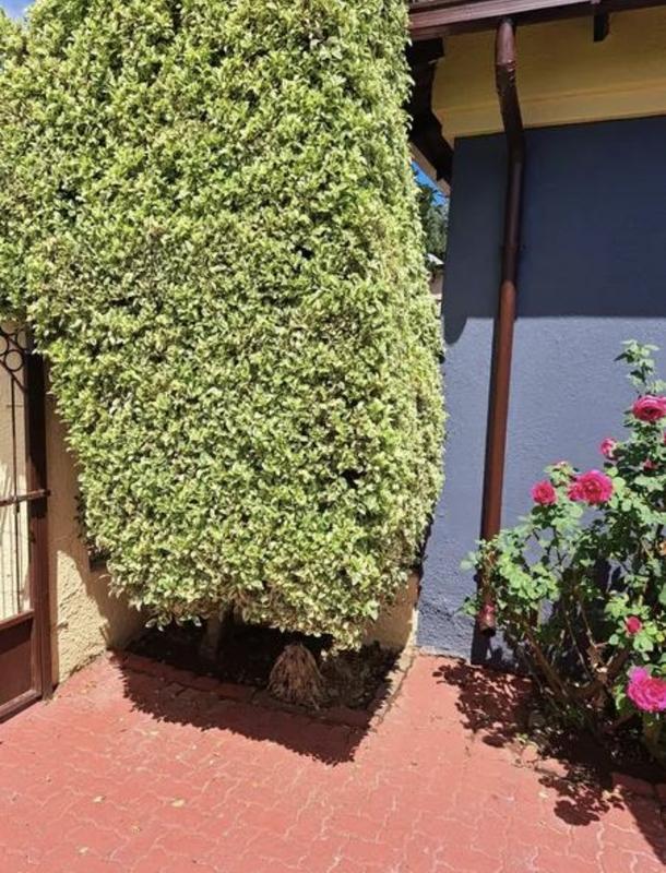 To Let 3 Bedroom Property for Rent in Clayville Gauteng