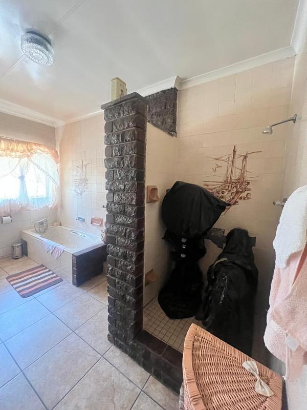 4 Bedroom Property for Sale in Heidelberg Gauteng