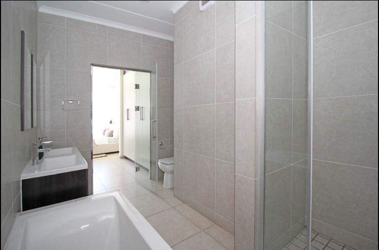 To Let 2 Bedroom Property for Rent in Greenstone Hill Gauteng