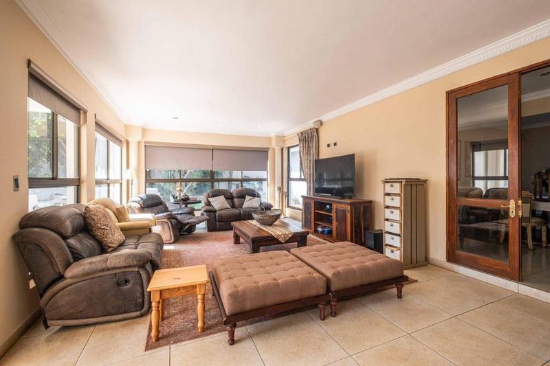 To Let 5 Bedroom Property for Rent in Lynnwood Gauteng