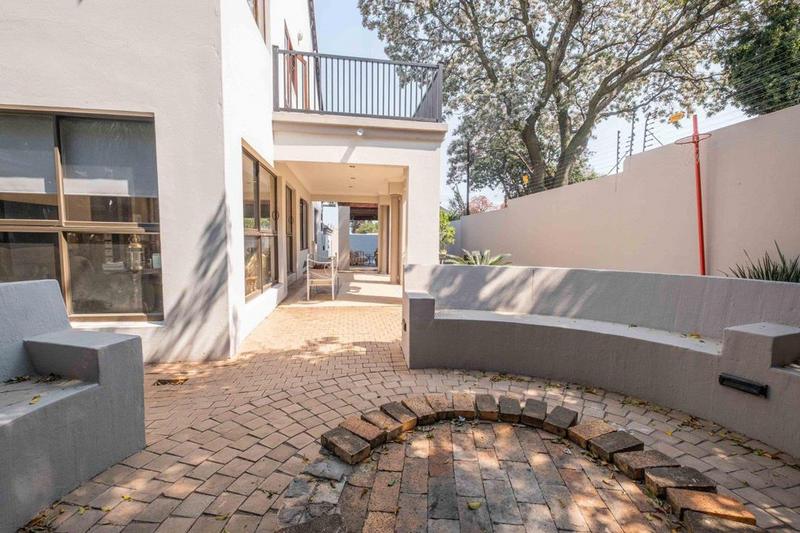 To Let 5 Bedroom Property for Rent in Lynnwood Gauteng