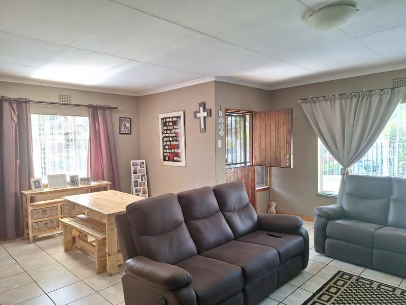 To Let 3 Bedroom Property for Rent in Edelweiss Gauteng