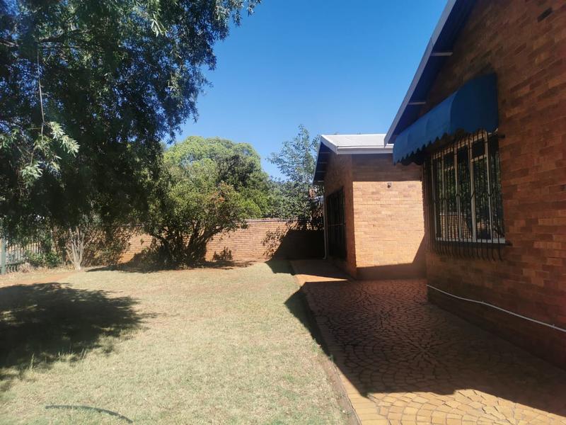 4 Bedroom Property for Sale in Casseldale Gauteng