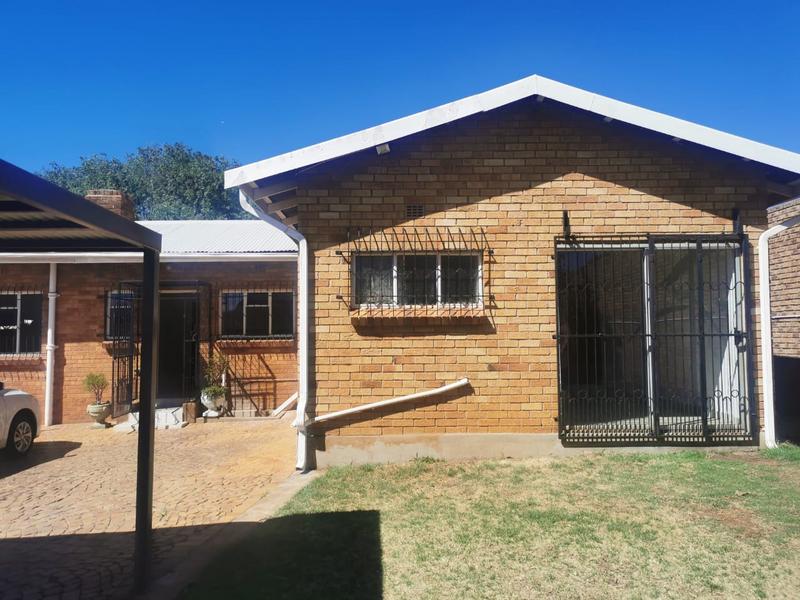 4 Bedroom Property for Sale in Casseldale Gauteng