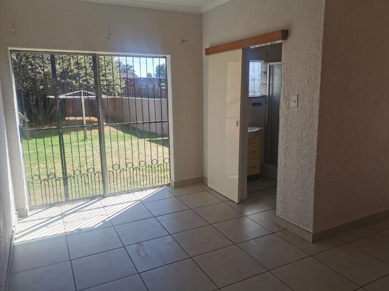 4 Bedroom Property for Sale in Casseldale Gauteng