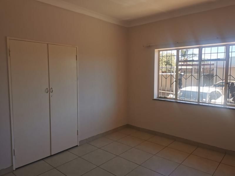 4 Bedroom Property for Sale in Casseldale Gauteng