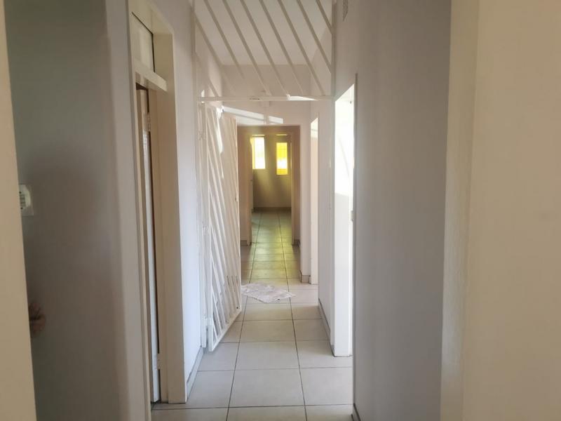 4 Bedroom Property for Sale in Casseldale Gauteng