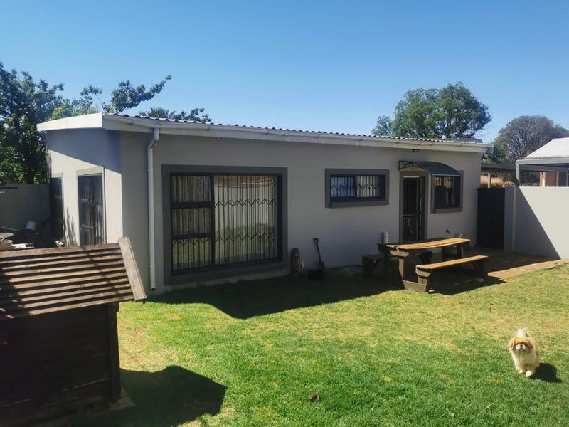 4 Bedroom Property for Sale in Casseldale Gauteng