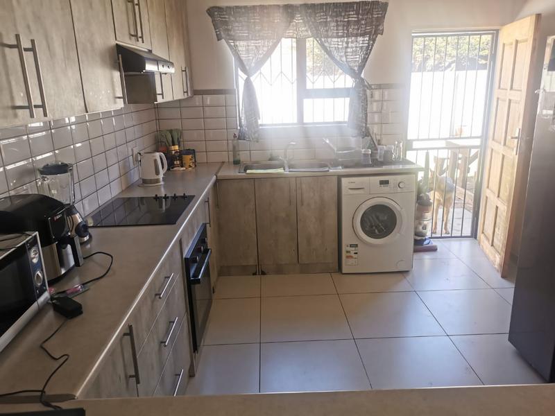 4 Bedroom Property for Sale in Casseldale Gauteng