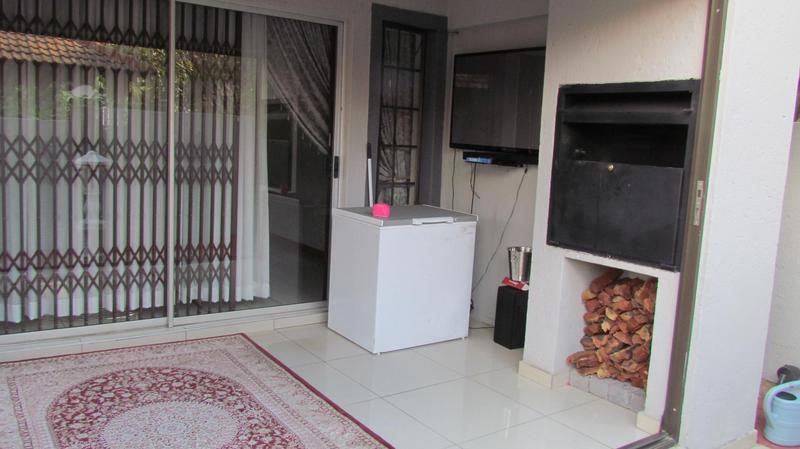 3 Bedroom Property for Sale in Noordwyk Gauteng