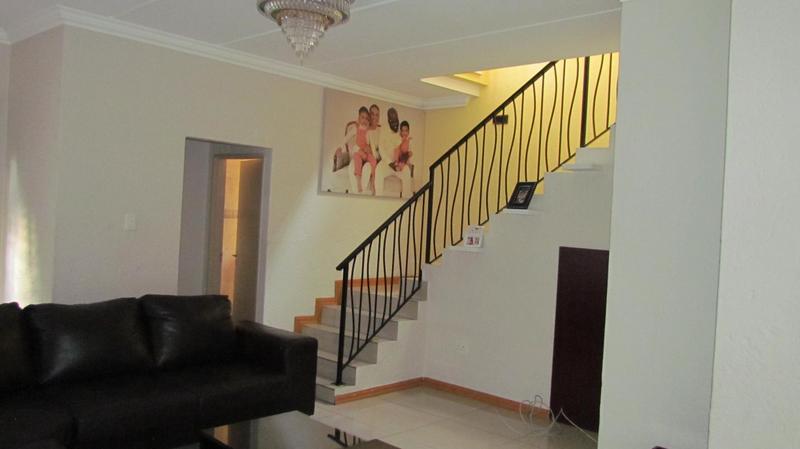 3 Bedroom Property for Sale in Noordwyk Gauteng