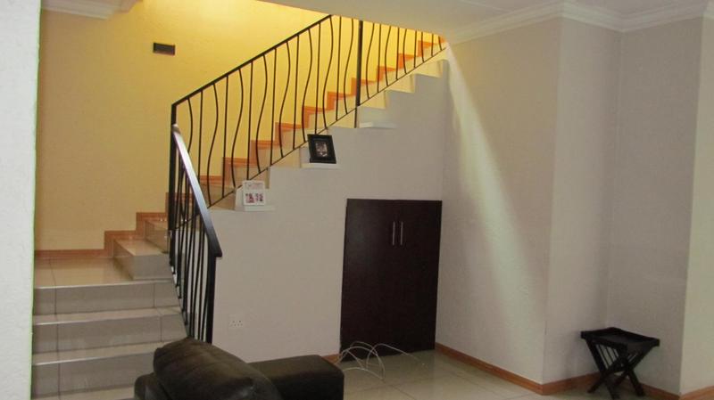 3 Bedroom Property for Sale in Noordwyk Gauteng