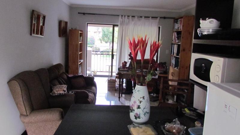 2 Bedroom Property for Sale in Noordwyk Gauteng