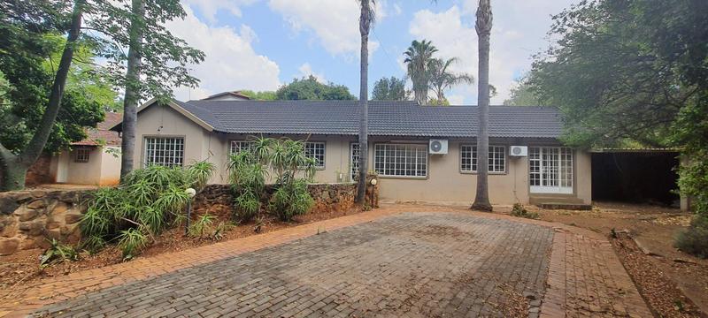 To Let 3 Bedroom Property for Rent in Faerie Glen Gauteng