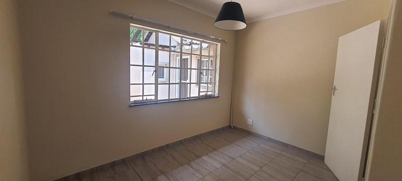 To Let 3 Bedroom Property for Rent in Faerie Glen Gauteng