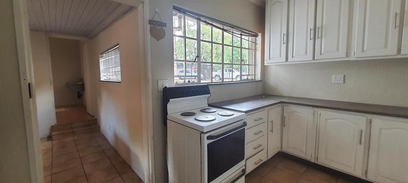 To Let 3 Bedroom Property for Rent in Faerie Glen Gauteng