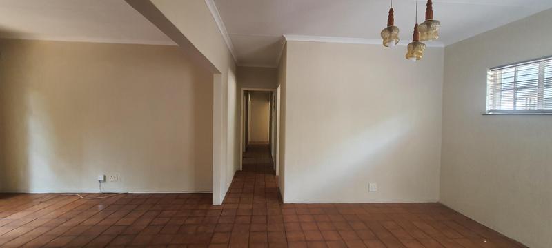 To Let 3 Bedroom Property for Rent in Faerie Glen Gauteng