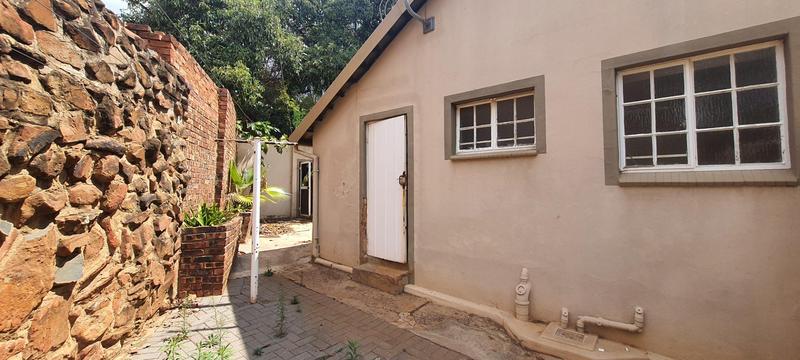 To Let 3 Bedroom Property for Rent in Faerie Glen Gauteng