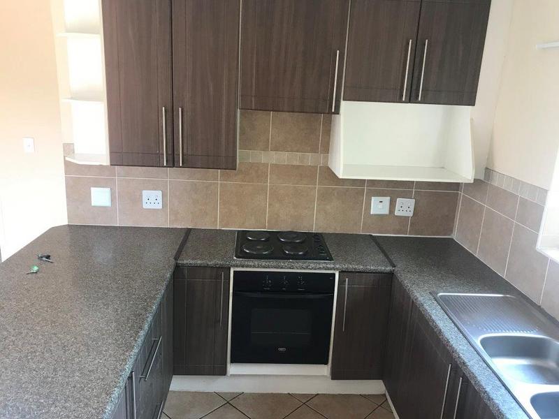 To Let 2 Bedroom Property for Rent in Mooikloof Ridge Gauteng