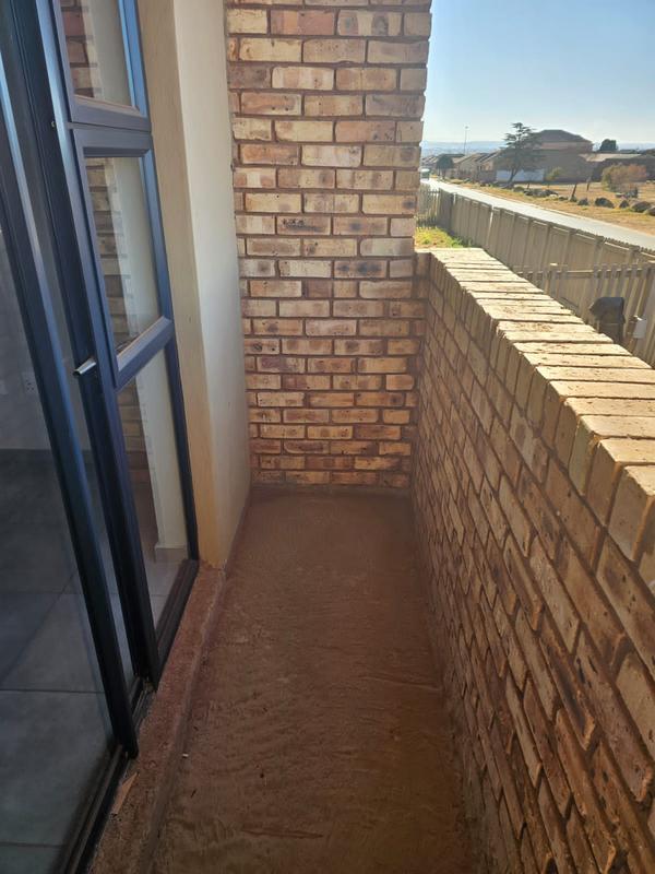 2 Bedroom Property for Sale in Katlehong South Gauteng