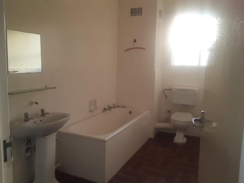 To Let 1 Bedroom Property for Rent in Florida Gauteng